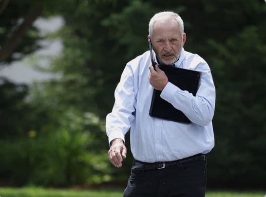 Harvard Crimson: Epstein Was His ‘Wing Man’