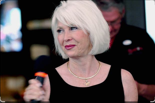 Trump pardons "political prisoner" Tina Peters