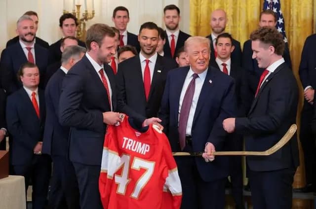 Florida Panthers celebrate second Stanley Cup at WH by dressing like Trump