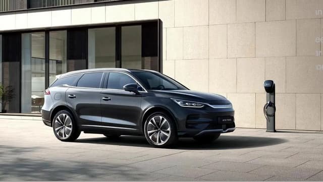 China's BYD Introduces 3.9-Second 0-60 Electric SUV With Massive Range