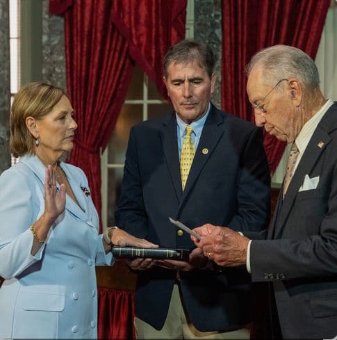 Lindsey Graham’s sister sworn in to finish his Senate term