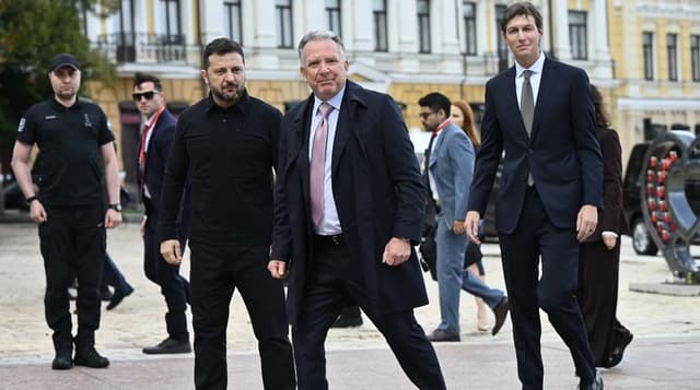 Witkoff, Kushner in Moscow for peace talks as Putin halts attacks on Kiev