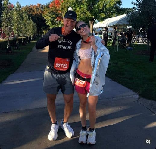 Tim Walz’s daughter posts inexplicable picture of her dad..